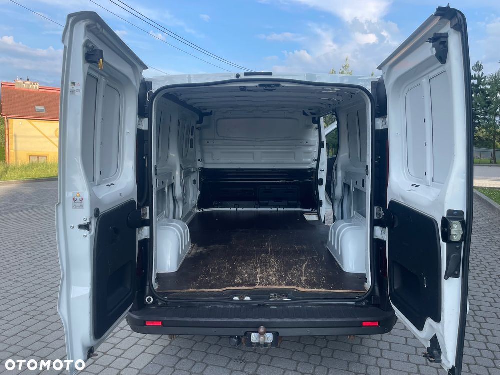 Renault Trafic Long Custom Vivaro Scudo Talento T6 Primastar Expert Jumpy - 24