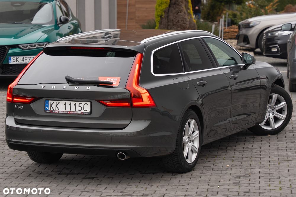 Volvo V90 D3 Geartronic Momentum Pro - 11