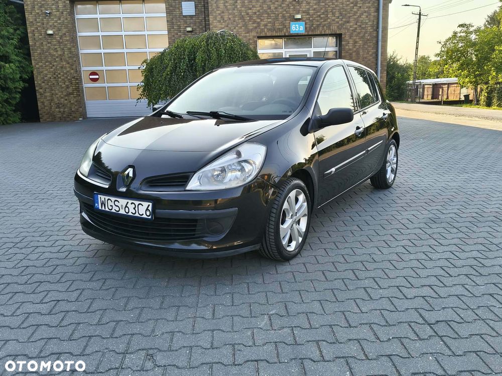 Renault Clio 1.2 16V Exception - 1