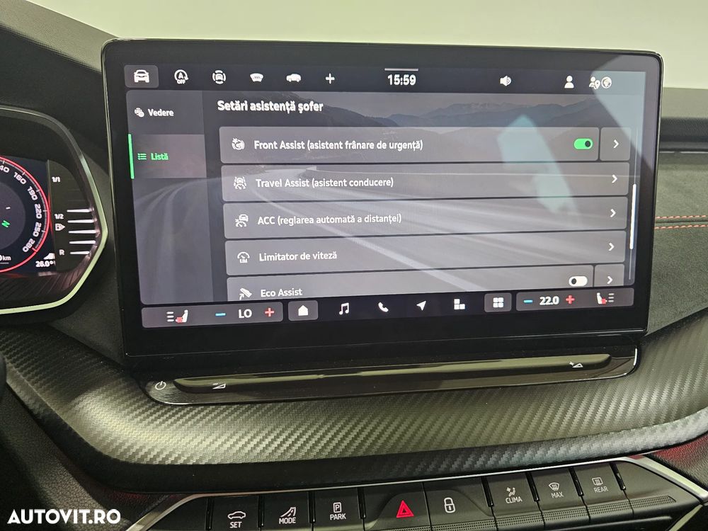 Skoda Octavia 2.0 TSI 265 CP DSG RS - 26