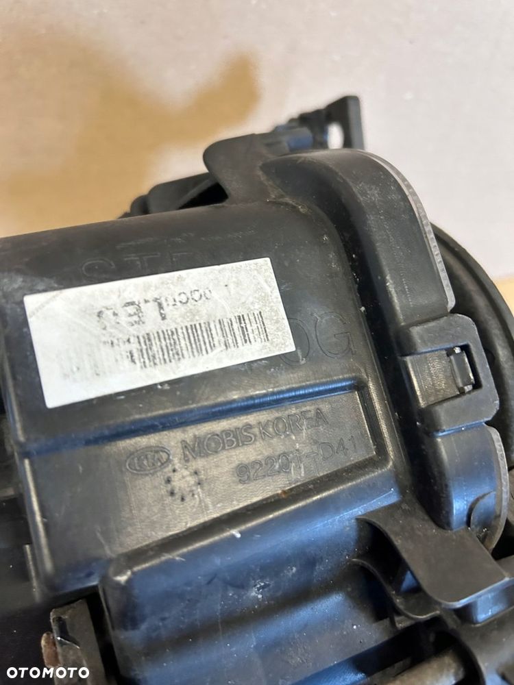 HALOGEN LEWY KIA OPTIMA IV - 4