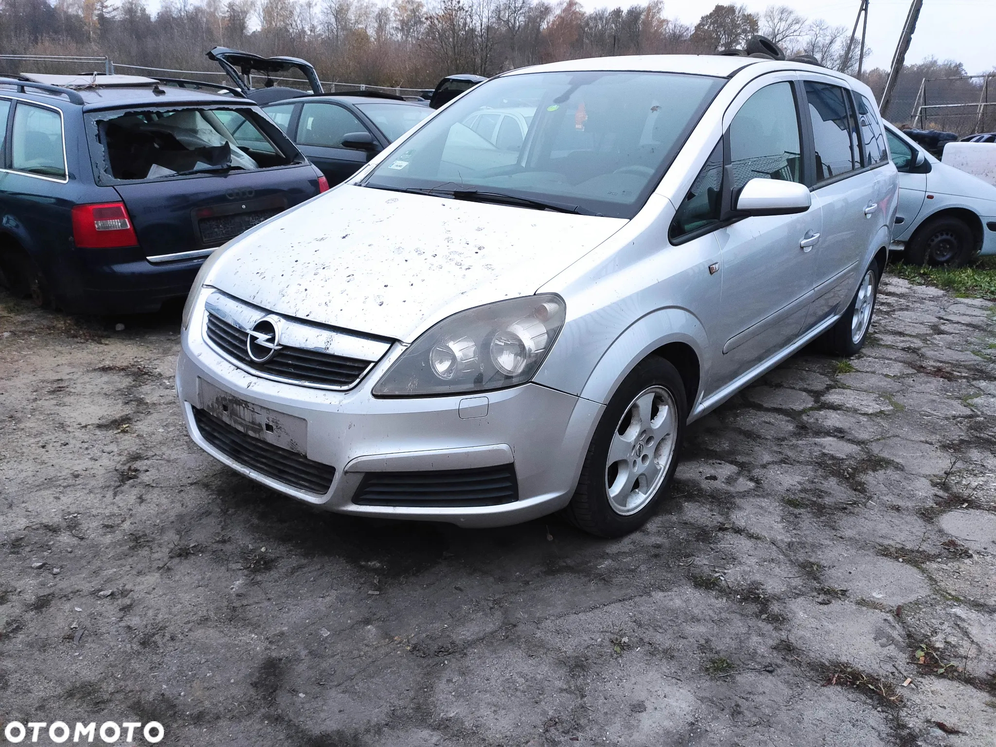 Opel Zafira B 06r 1.9 CDTI 150km lakier Z157 na części - 3