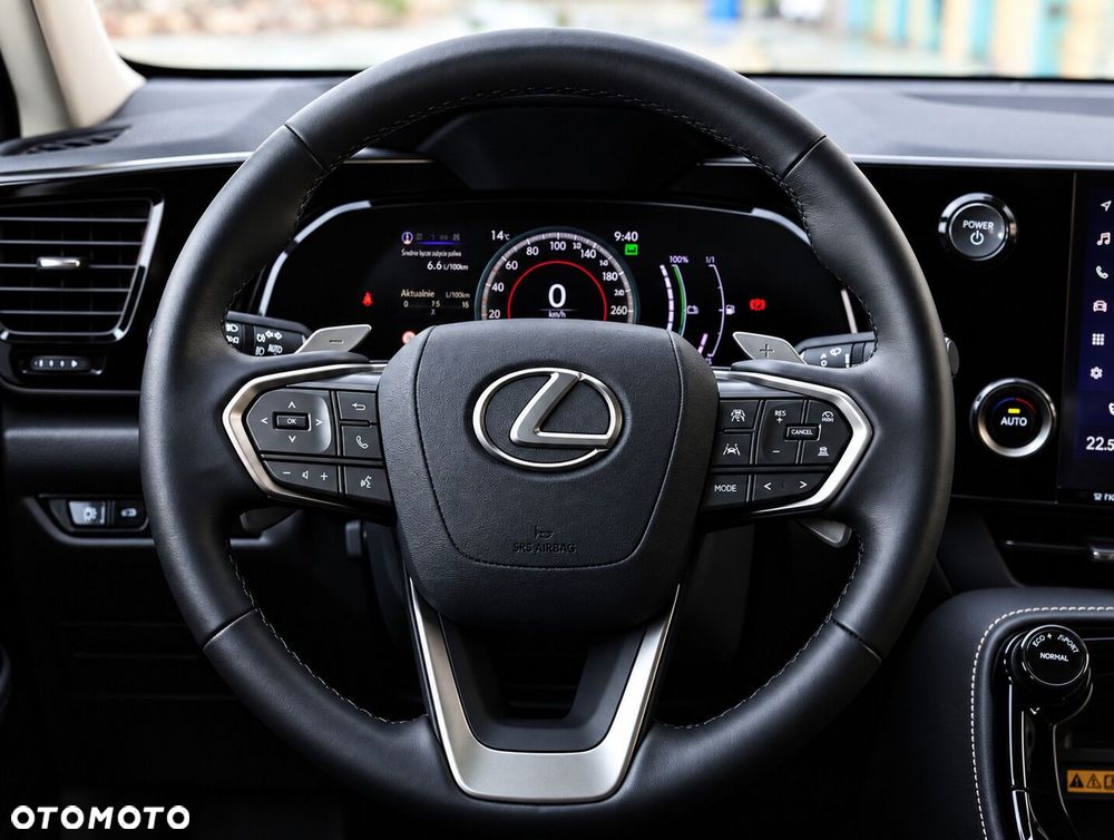 Lexus NX 450h+ Prestige AWD - 41