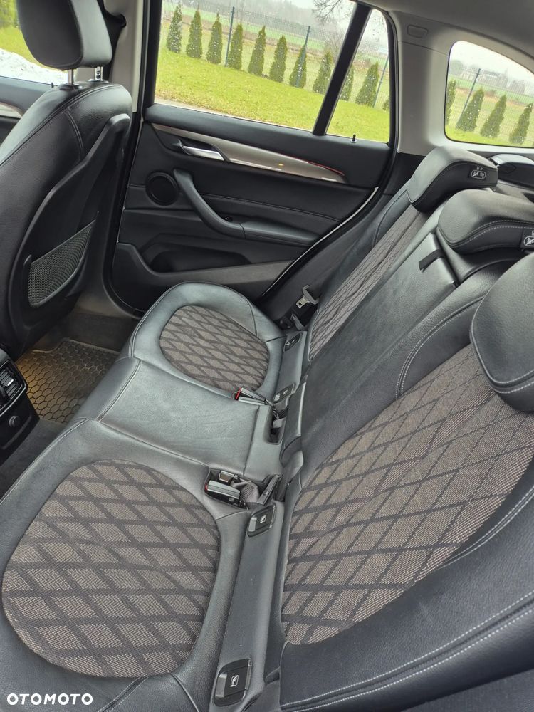 BMW X1 xDrive18d - 6