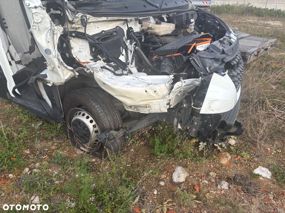 Iveco Daily 35-S14 - 5