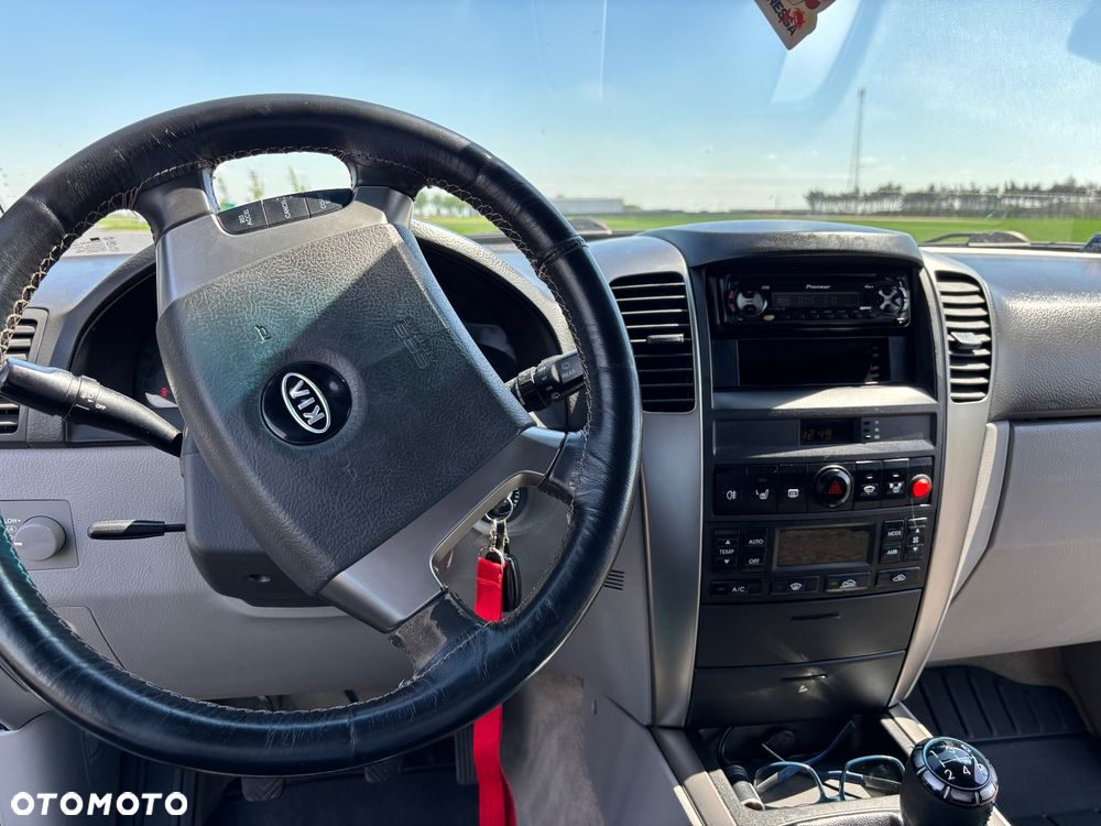 Kia Sorento 2.5 CRDi (air) - 8