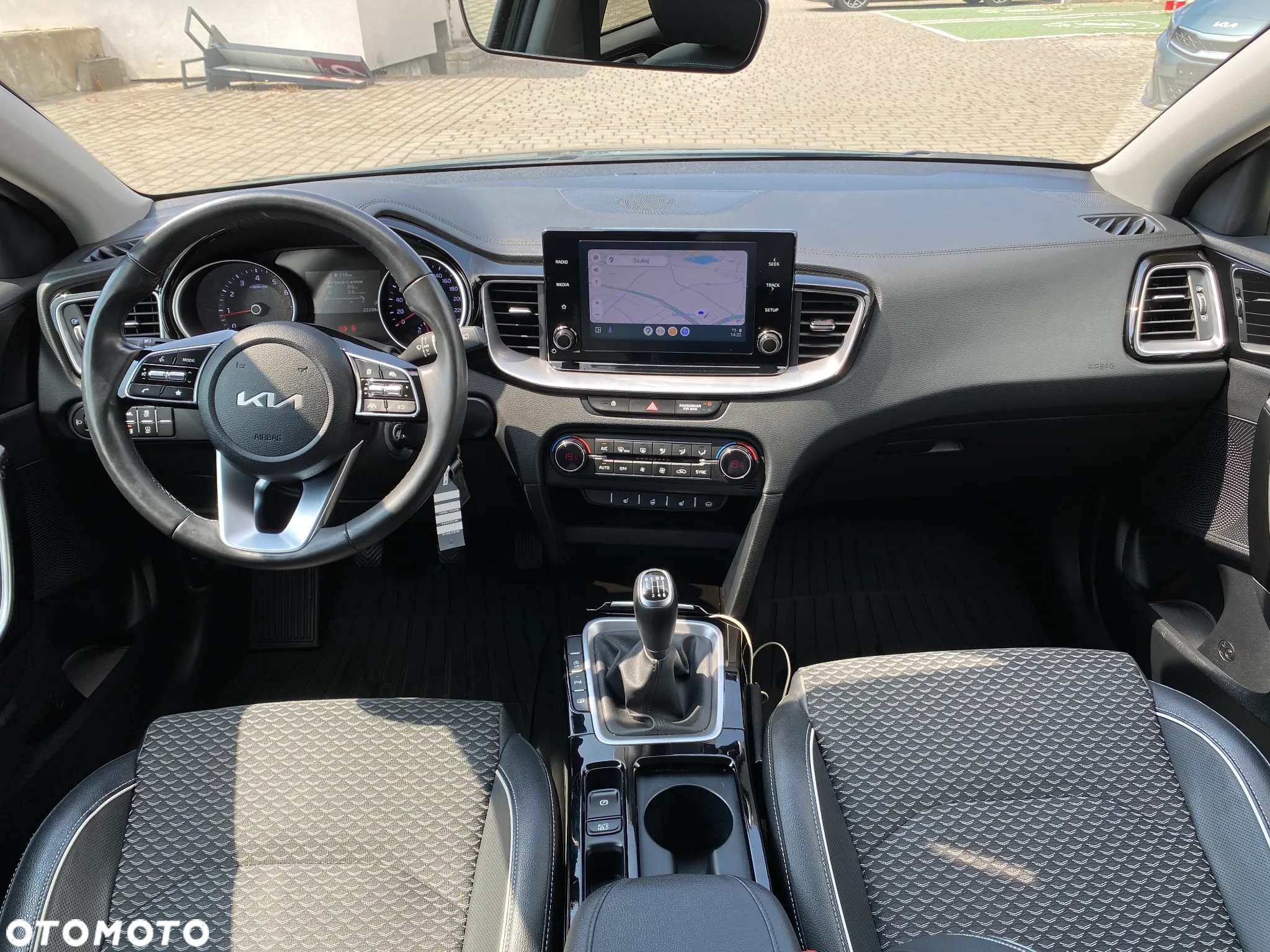 Kia Ceed 1.5 T-GDI L - 17
