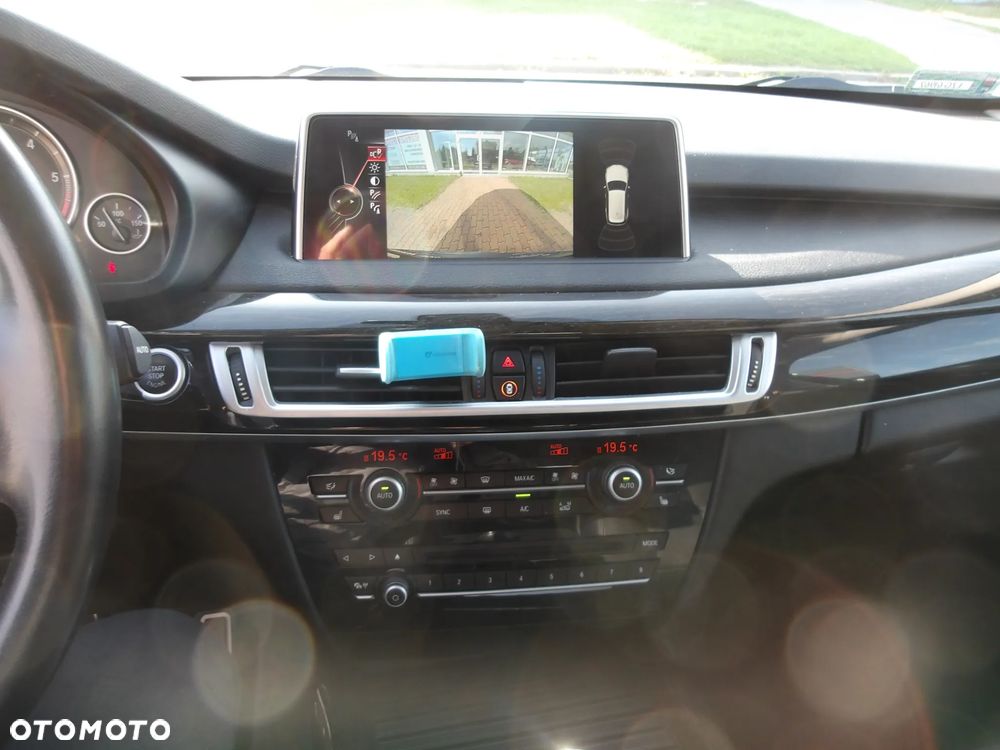 BMW X5 xDrive40d - 12