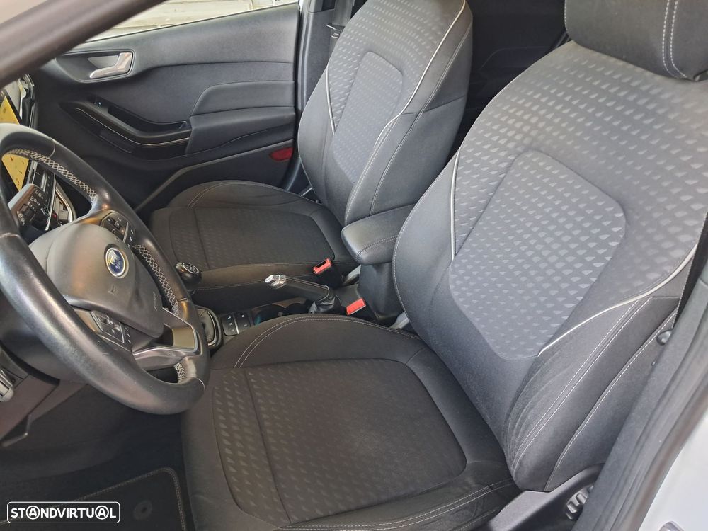 Ford Fiesta 1.0 EcoBoost Titanium - 11