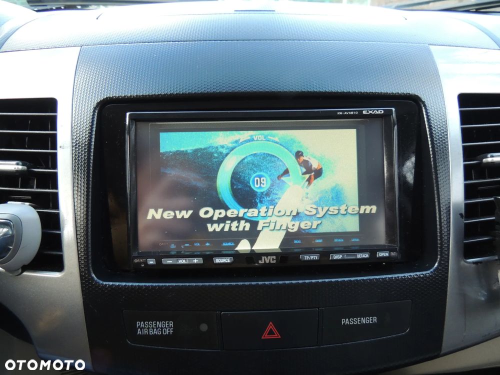 Mitsubishi Outlander 2.0 DID Instyle NAVI - 27