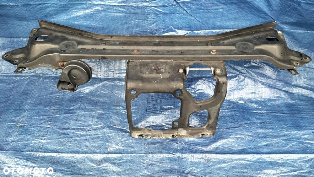 PAS PRZEDNI GÓRNY ŚRODKOWY NOSEK KLAKSON WZMOCNIENIE CZOŁOWE MERCEDES CLS W219 C219 - 1