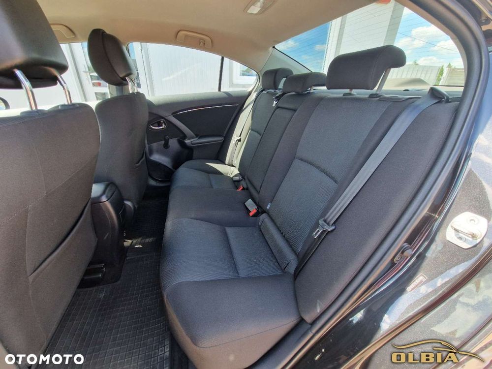 Toyota Avensis - 7