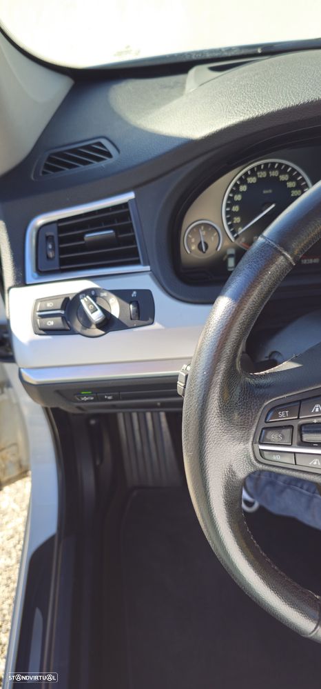 BMW 535 Gran Turismo i xDrive Aut. Modern Line - 11