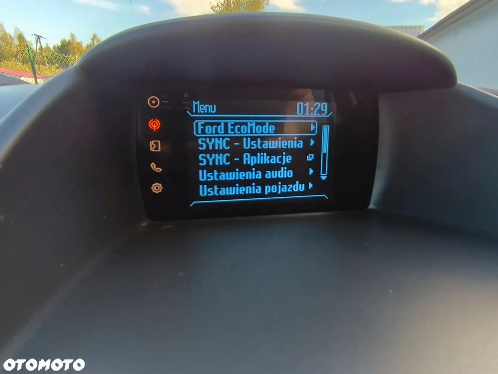 Ford Fiesta 1.0 EcoBoost Titanium - 31