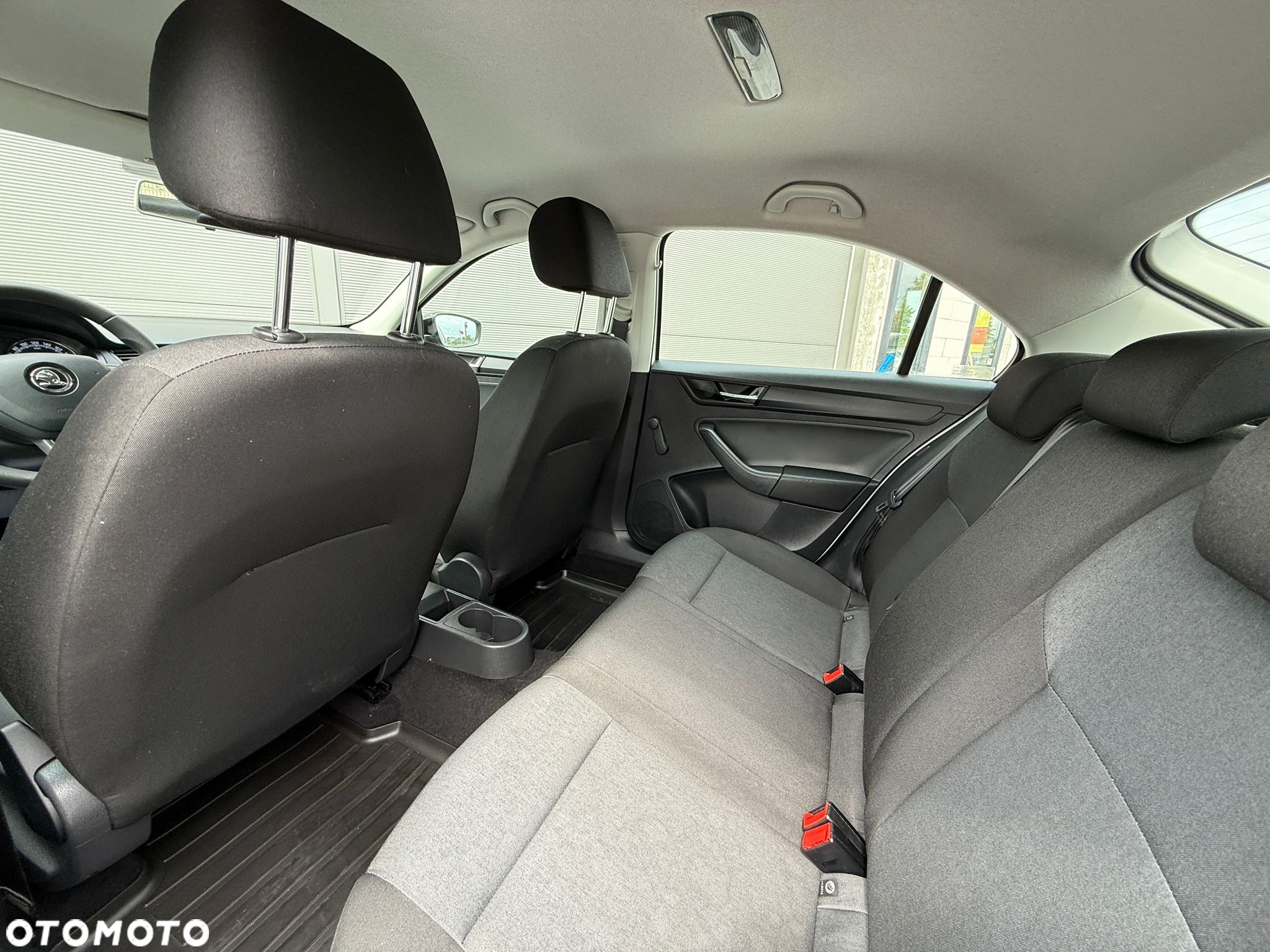 Skoda RAPID 1.0 TSI Ambition - 14