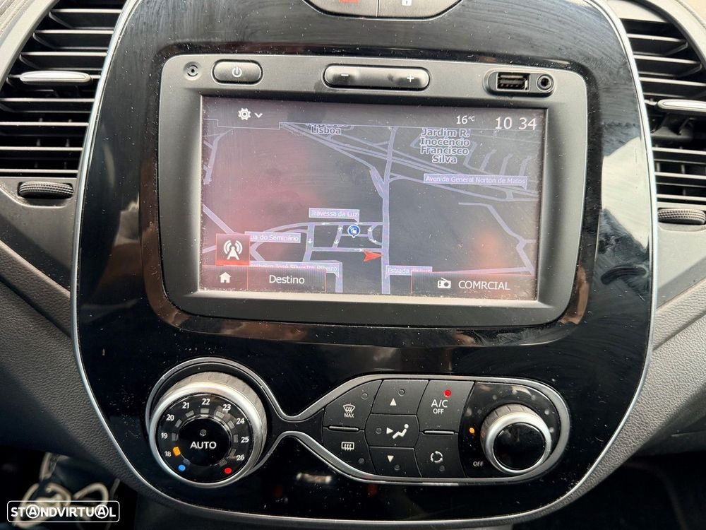 Renault Captur 0.9 TCE Exclusive - 25