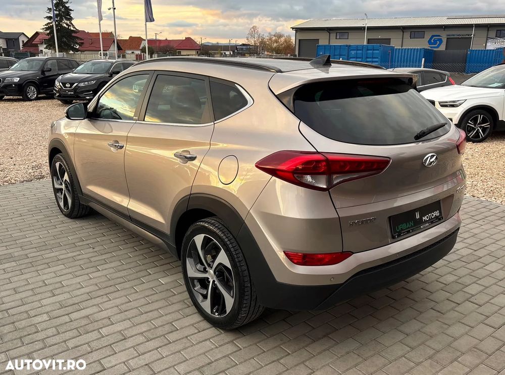 Hyundai Tucson blue 1.7 CRDi 2WD DCT Premium - 2