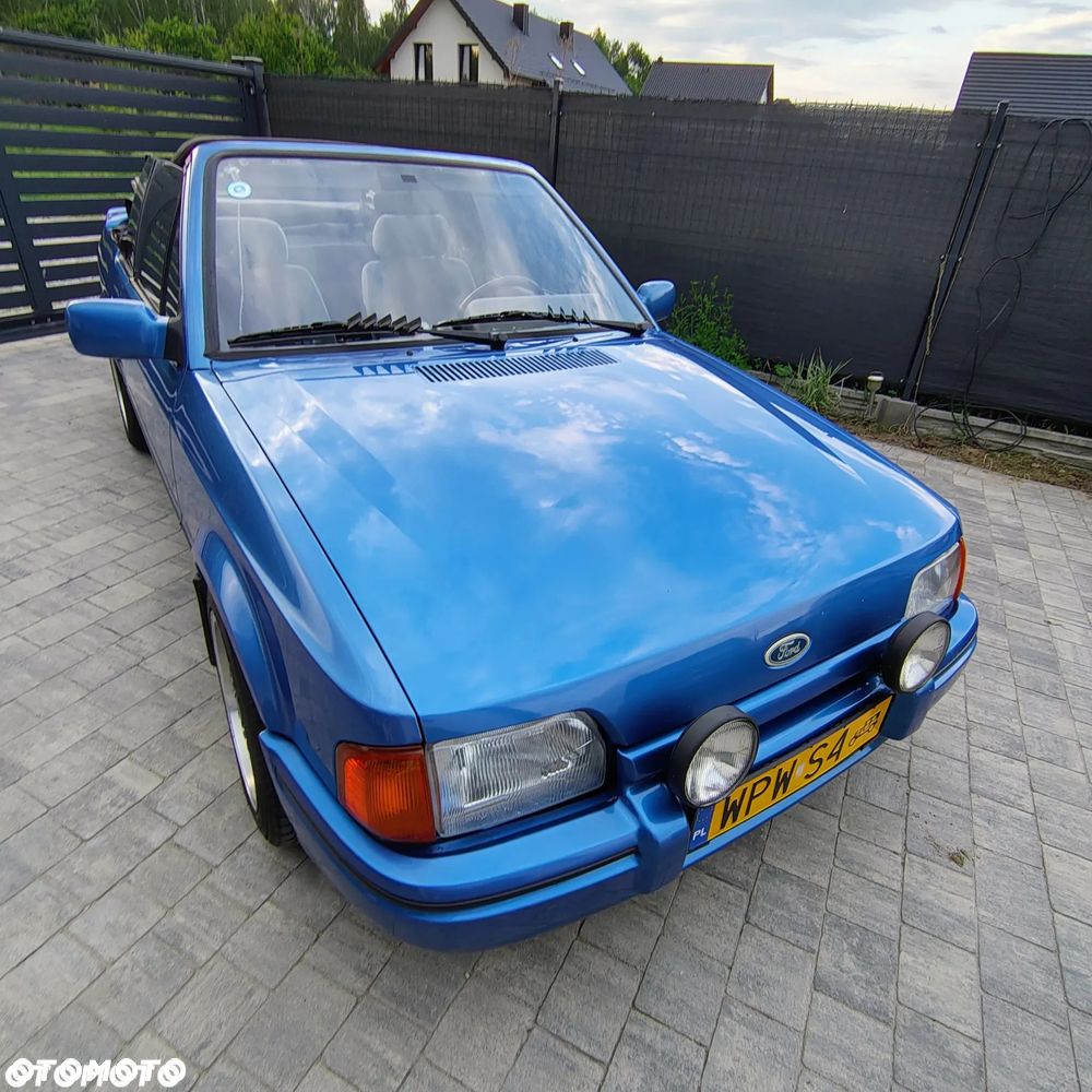 Ford Escort - 12
