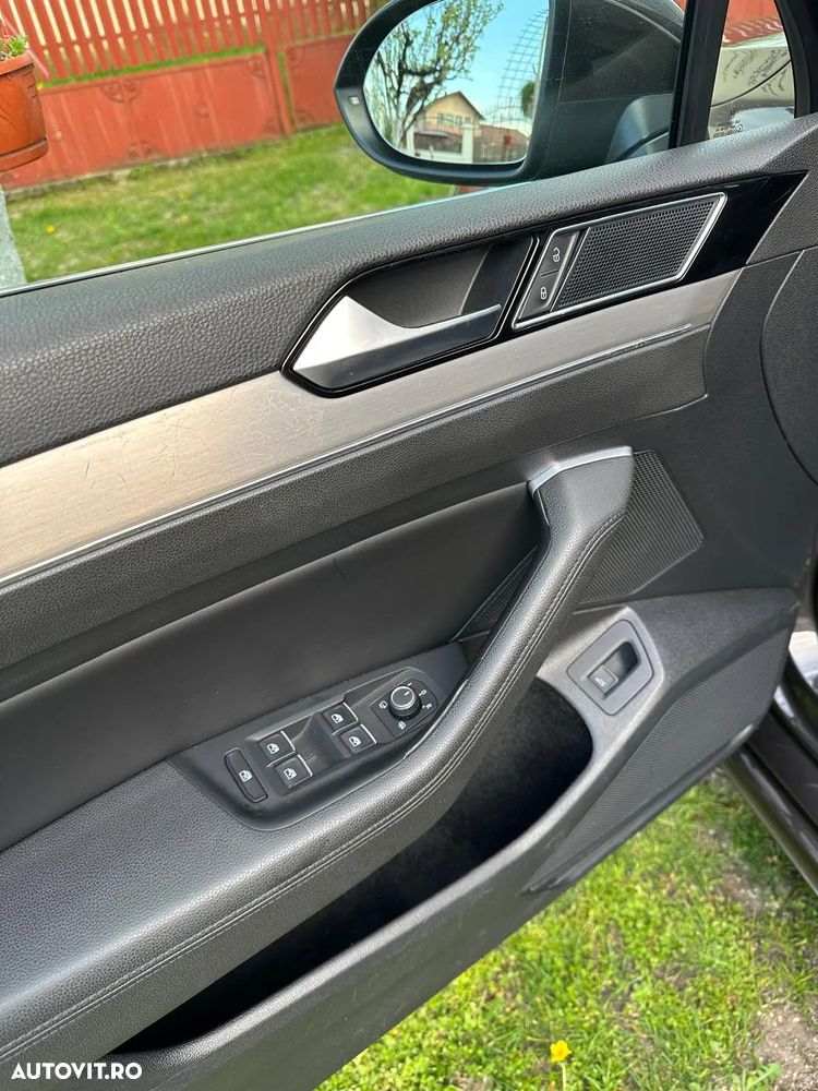 Volkswagen Passat Variant 1.6 TDI (BlueMotion Technology) DSG Comfortline - 13