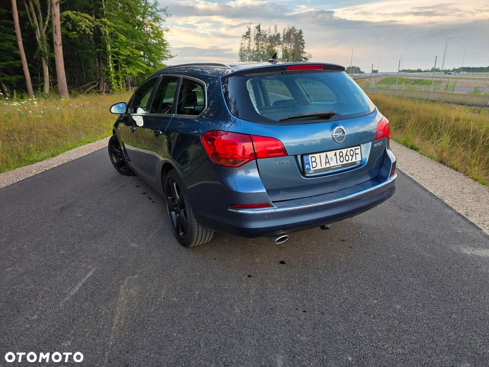 Opel Astra 2.0 CDTI Sport - 22