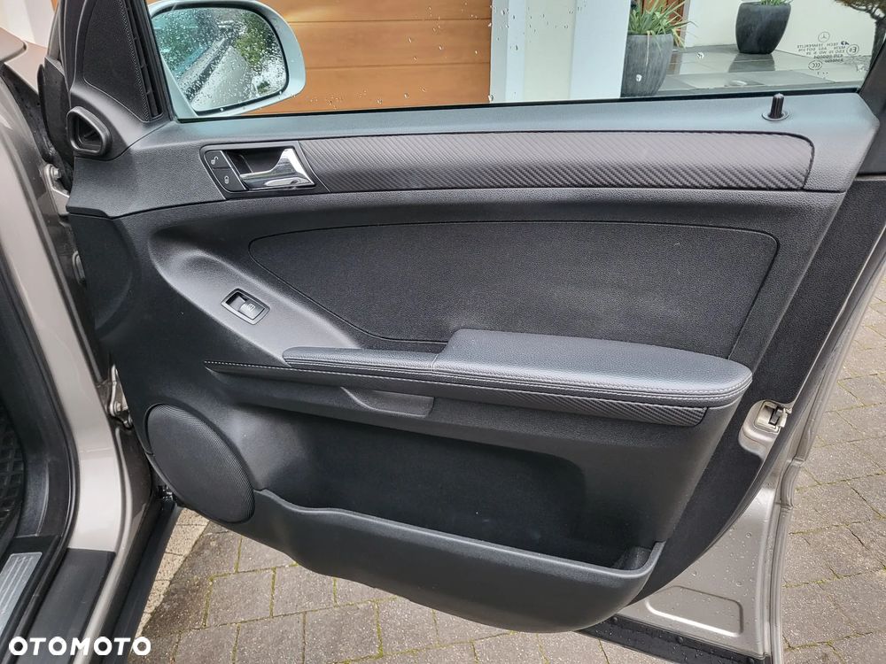 Mercedes-Benz ML - 6