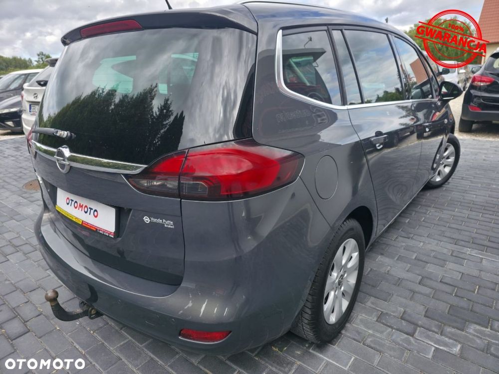 Opel Zafira - 10
