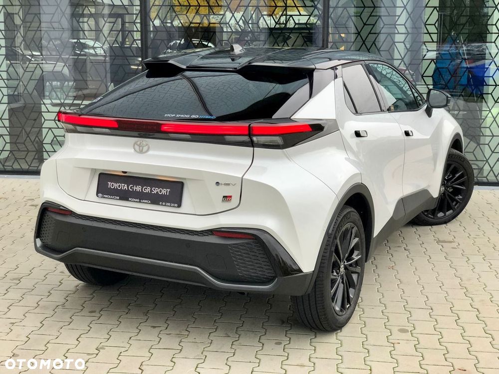 Toyota C-HR - 13