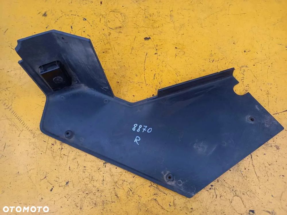 Panel prawy kokpitu kabiny Ford 8870 - 2