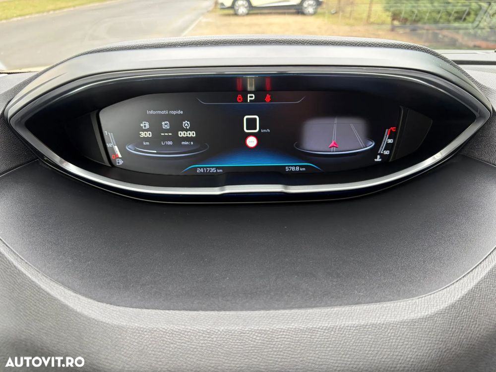 Peugeot 3008 1.6 BlueHDI S&S EAT6 Active - 33