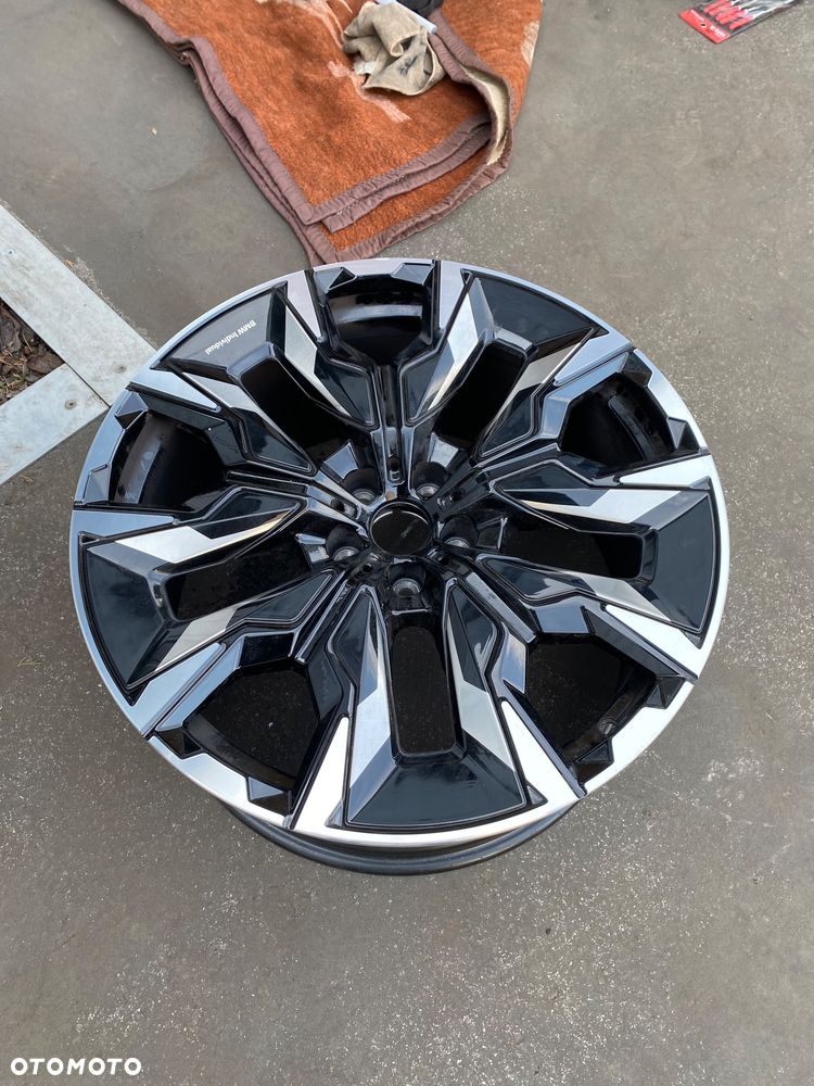 BMW 5 i5 individual G60 G 60 G61 G61 ORYGINALNA ! felga aluminiowa tylna 21 cali 21” 10x21 ET46 5x112 10Jx21 ET 46 5A32501  032611 - 6