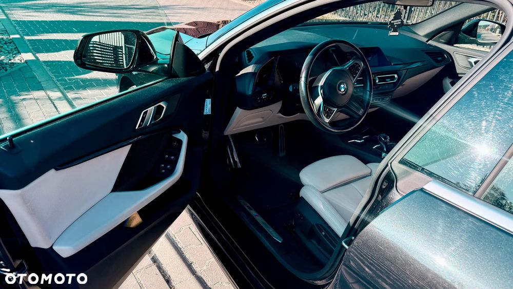 BMW Seria 2 218i M Sport - 7