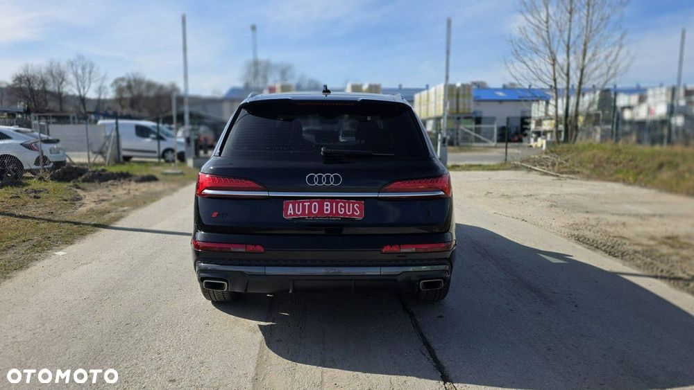 Audi Q7 - 7