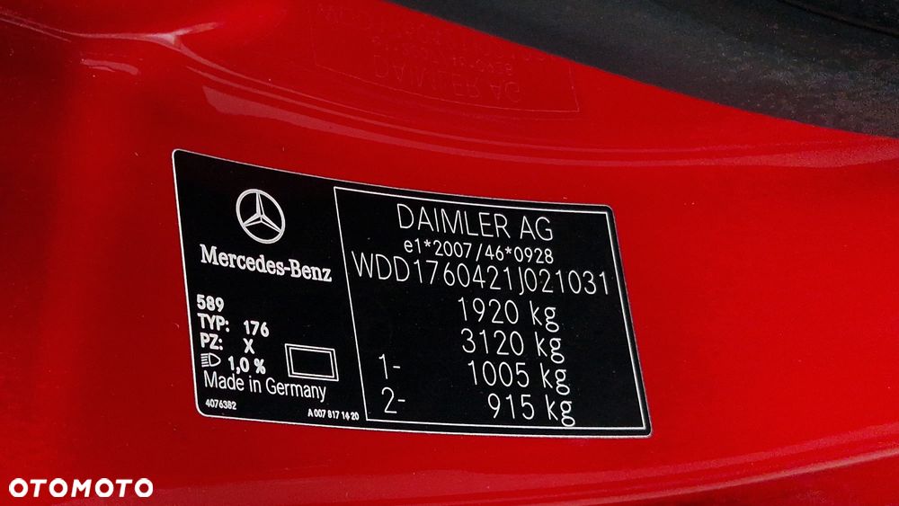 Mercedes-Benz Klasa A 180 (BlueEFFICIENCY) 7G-DCT AMG Sport - 34