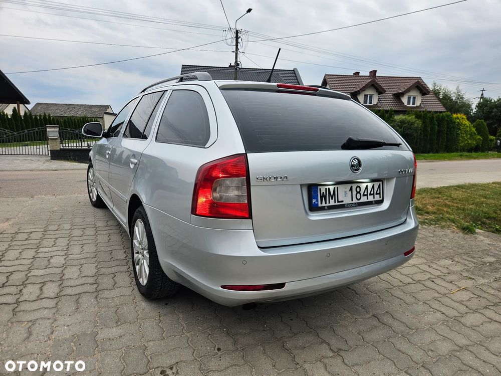 Skoda Octavia 1.6 TDI DPF Ambition - 5