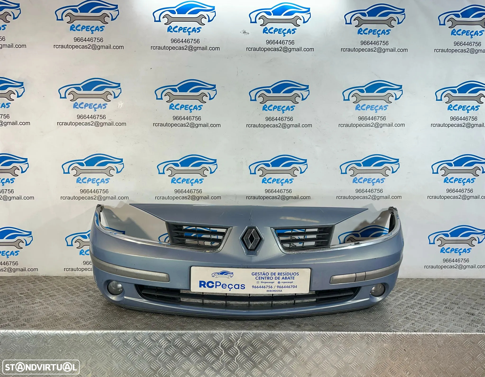 .Parachoques Frente Frontal Original Renault Laguna II 2 Mk2 Facelift 2005 a 2007 - 2