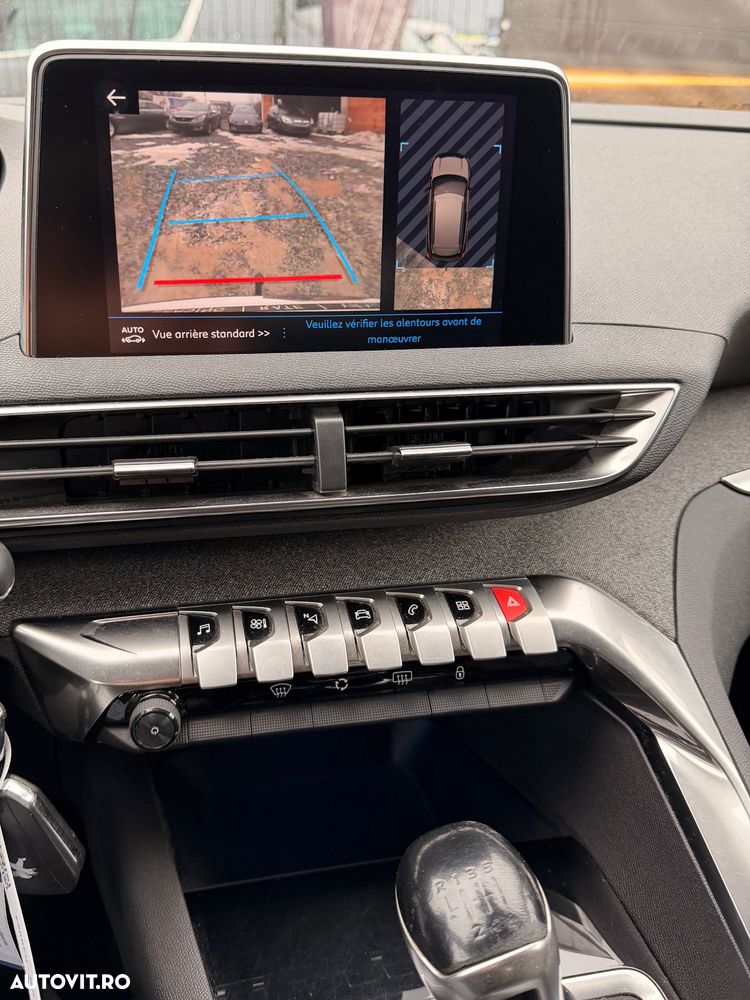 Peugeot 3008 PureTech 130 Stop & Start GPF Allure - 26