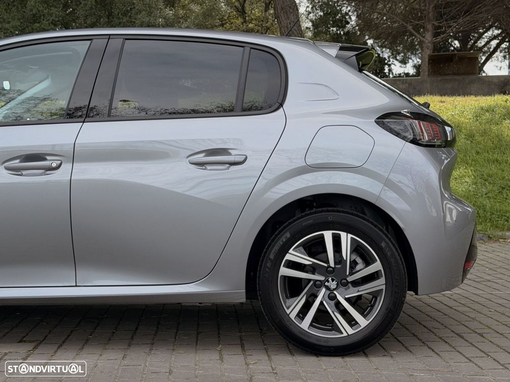 Peugeot 208 1.2 PureTech Allure - 13