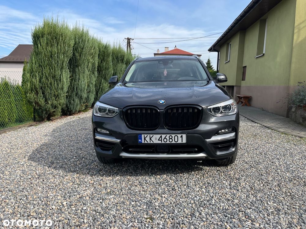 BMW X3 xDrive20d Luxury Line - 3