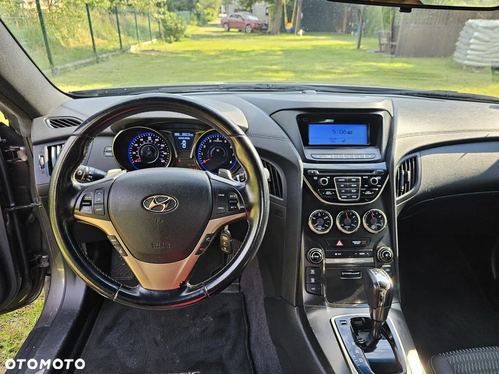 Hyundai Genesis Coupe 2.0 T Automatik - 3