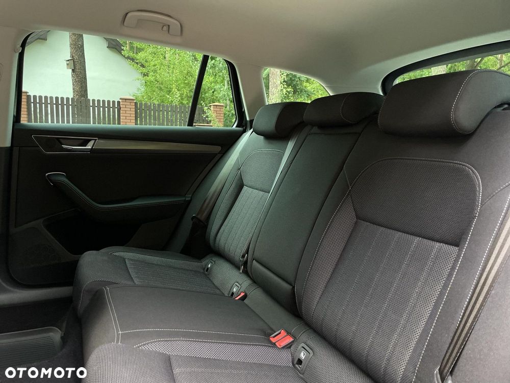 Skoda Superb 2.0 TSI Style DSG - 26