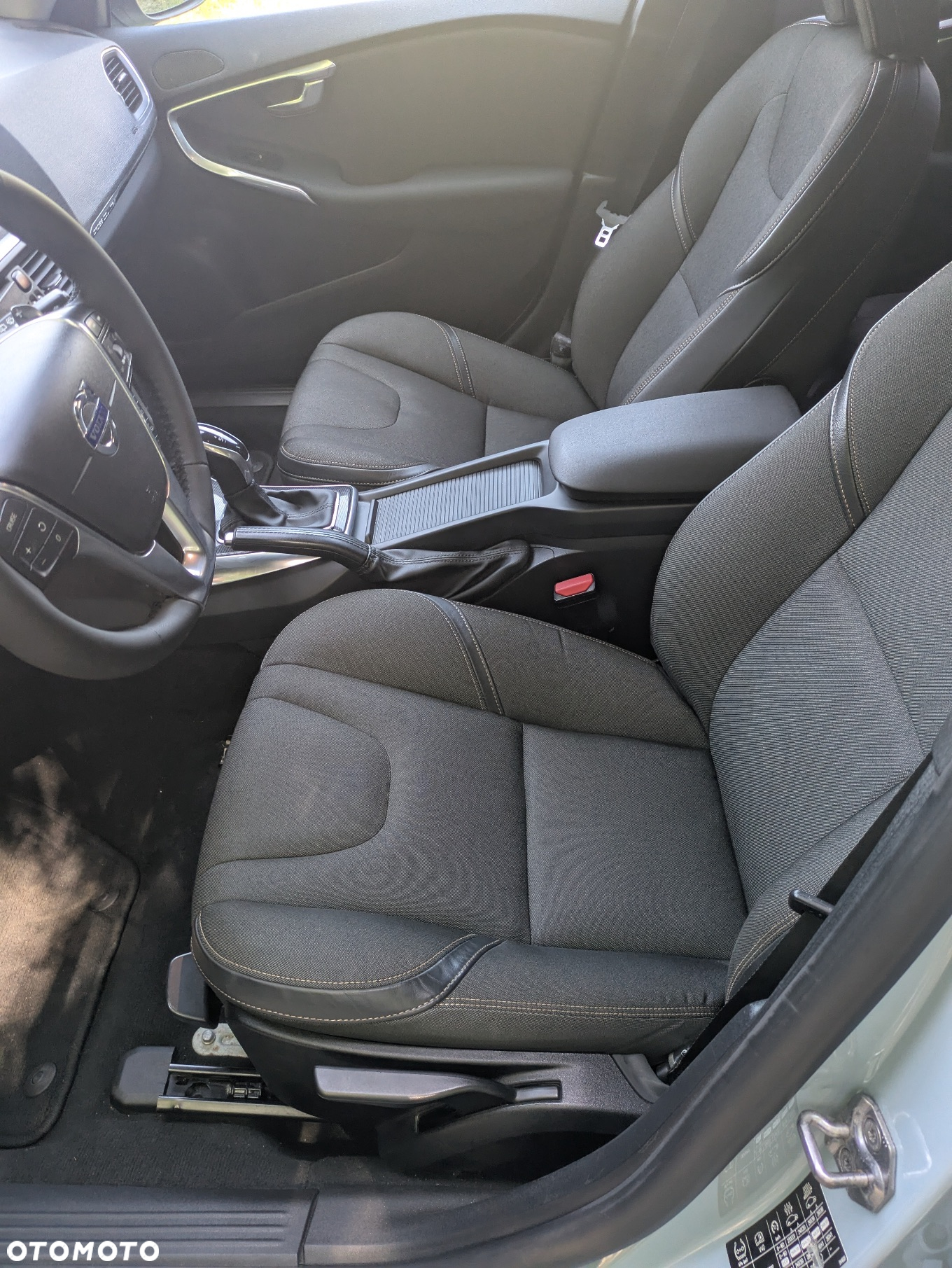 Volvo V40 Cross Country T4 AWD Geartronic Summum - 22