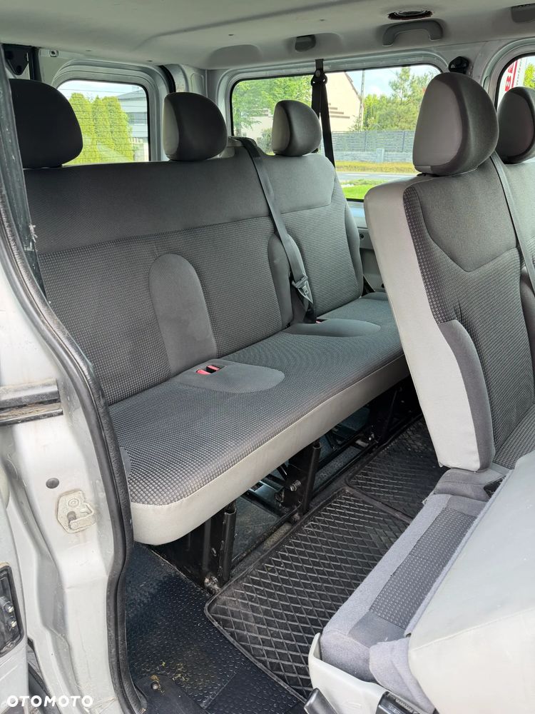 Opel Vivaro L2H1 2.9t - 8