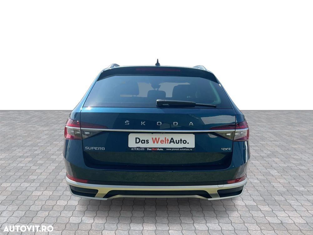 Skoda Superb 2.0 TDI 4X4 DSG Scout - 5