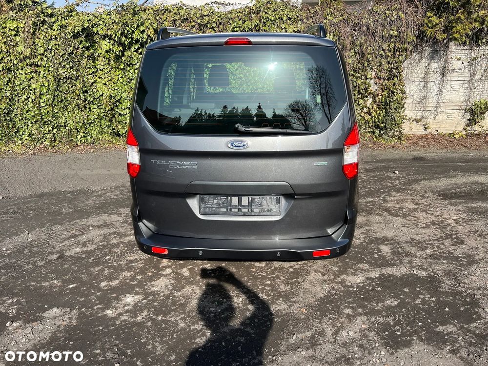 Ford Tourneo Courier 1.0 EcoBoost S&S Trend - 5