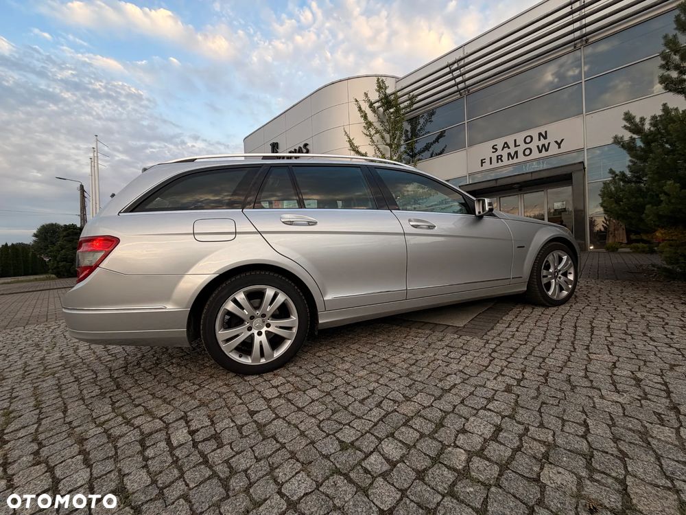 Mercedes-Benz Klasa C - 25
