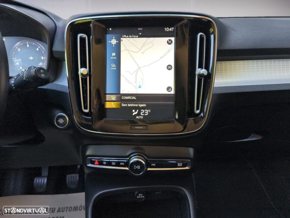 Volvo XC 40 2.0 D3 Momentum Plus - 12