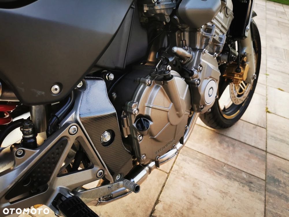 Honda Hornet - 17