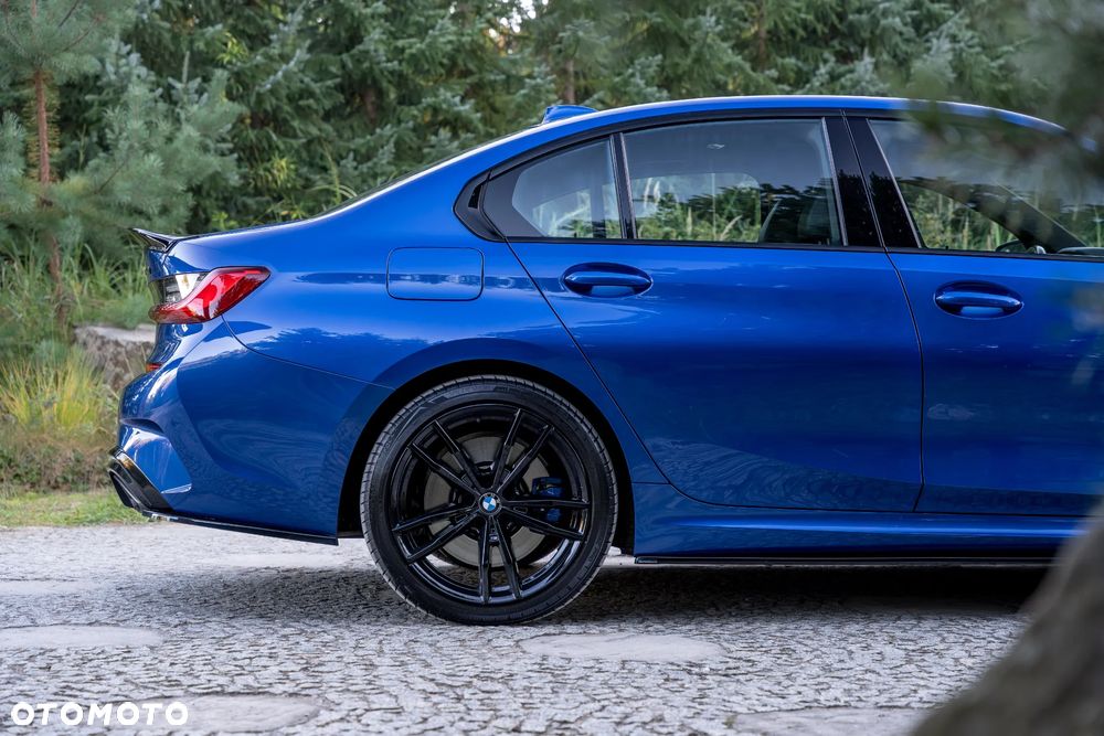 BMW Seria 3 M340i xDrive - 16