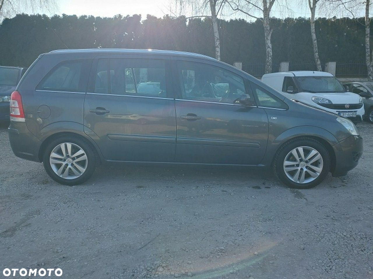 Opel Zafira - 10