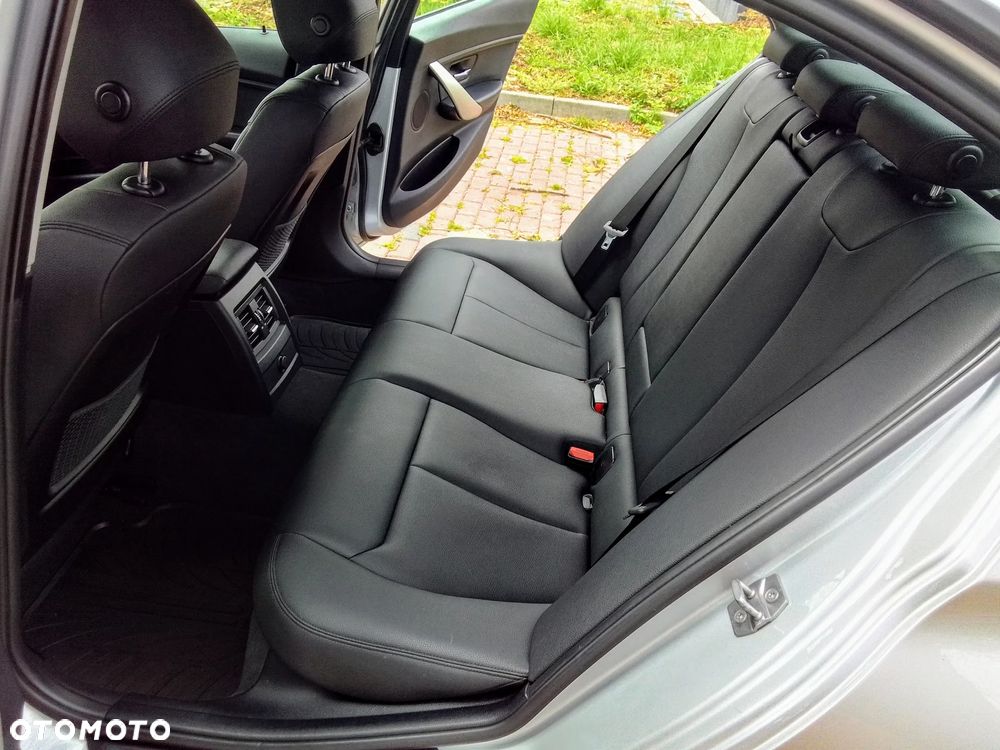BMW Seria 3 - 19